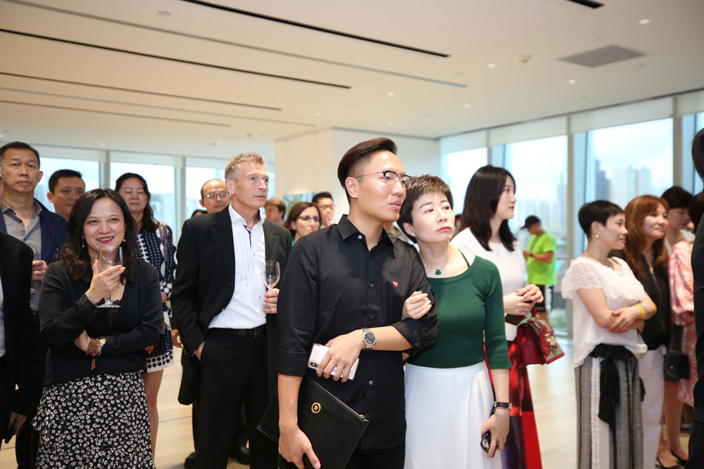「Clear Mirror～Transparency」exhibition opens at Gensler Shanghai office