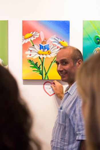 每一位收藏家都找到了心目中最與他們契合的畫作，並深受藝術家辛蒂 • 桑頓藝術所傳達的感動