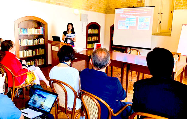 台北新艺术博览会专案总监王瑞珍，以源自美国麻省理工学院系统动力学的“系统思考”观点，分析台北新艺术博览会的创新价值。